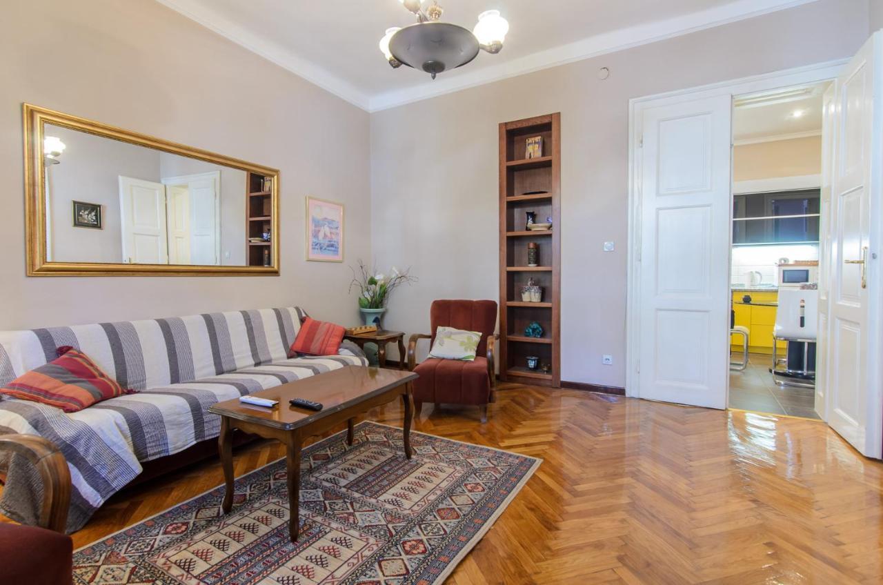 Apartment Greenview Belgrade Extérieur photo