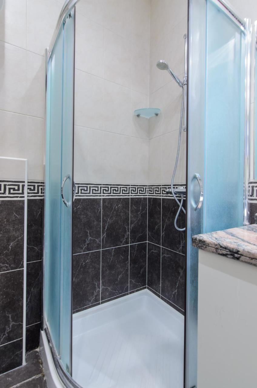 Apartment Greenview Belgrade Extérieur photo